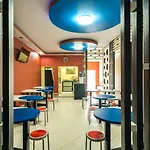 Oyo 342 De\'Kayakini Hotel